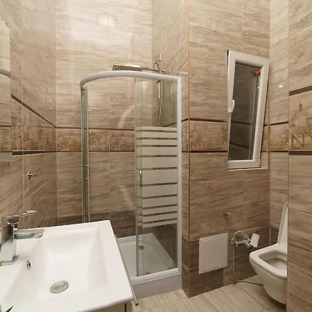 Cityscape Budget Kiraly Апартаменты *